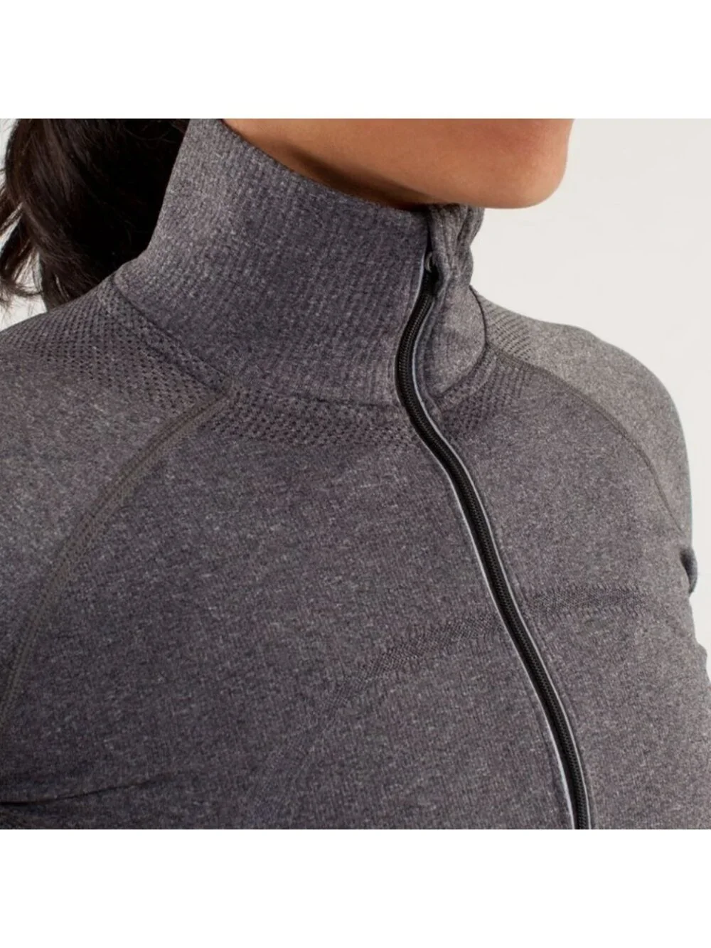 Lululemon Run: Swiftly Tech 1/2 Zip heathered Black (Grey)
